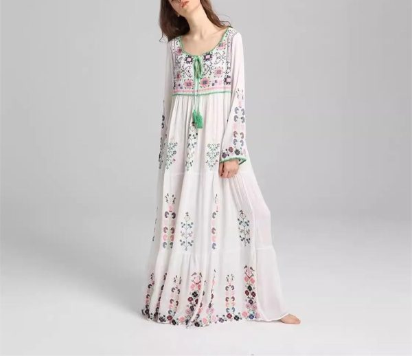 Women's Boho Embroidery Long-Sleeved Floral V Neck Holiday Maxi Dresses