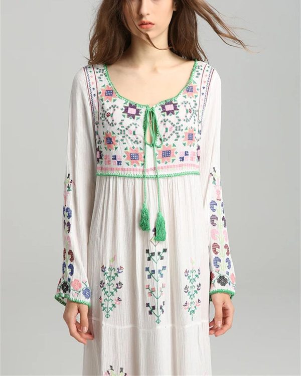 Women's Boho Embroidery Long-Sleeved Floral V Neck Holiday Maxi Dresses