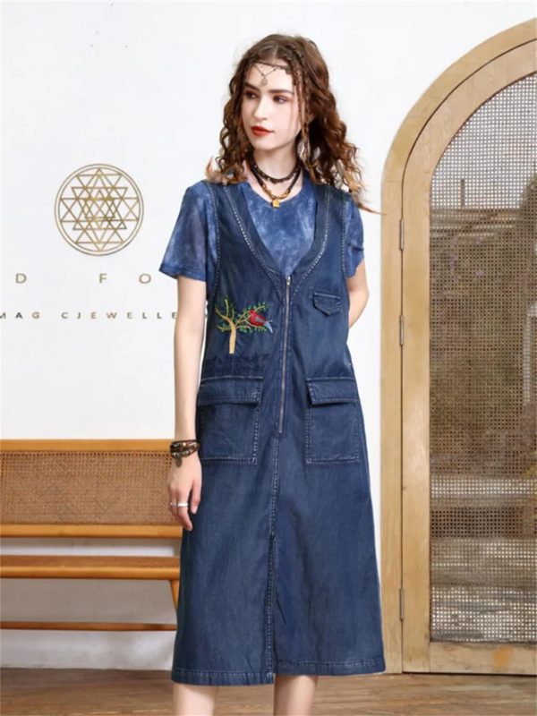 Women Summer Sleeveless Denim Dress V-Neck Zipper Embroidery Vintage Midi Dress Pockets Overall Jeans Dress