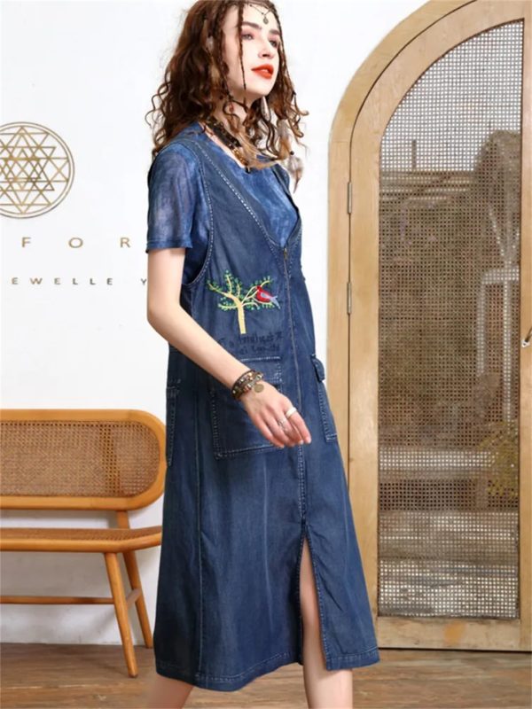 Women Summer Sleeveless Denim Dress V-Neck Zipper Embroidery Vintage Midi Dress Pockets Overall Jeans Dress