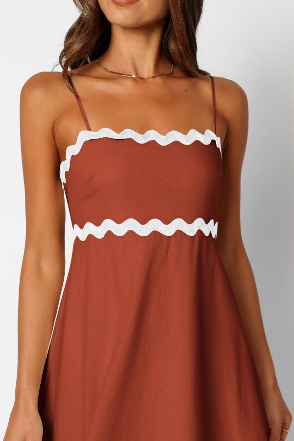 Women Summer Dresses 2025 Spaghetti Straps Sleeveless Smocked Rickrack Trim Boho Flowy Loose A-Line Midi Dress